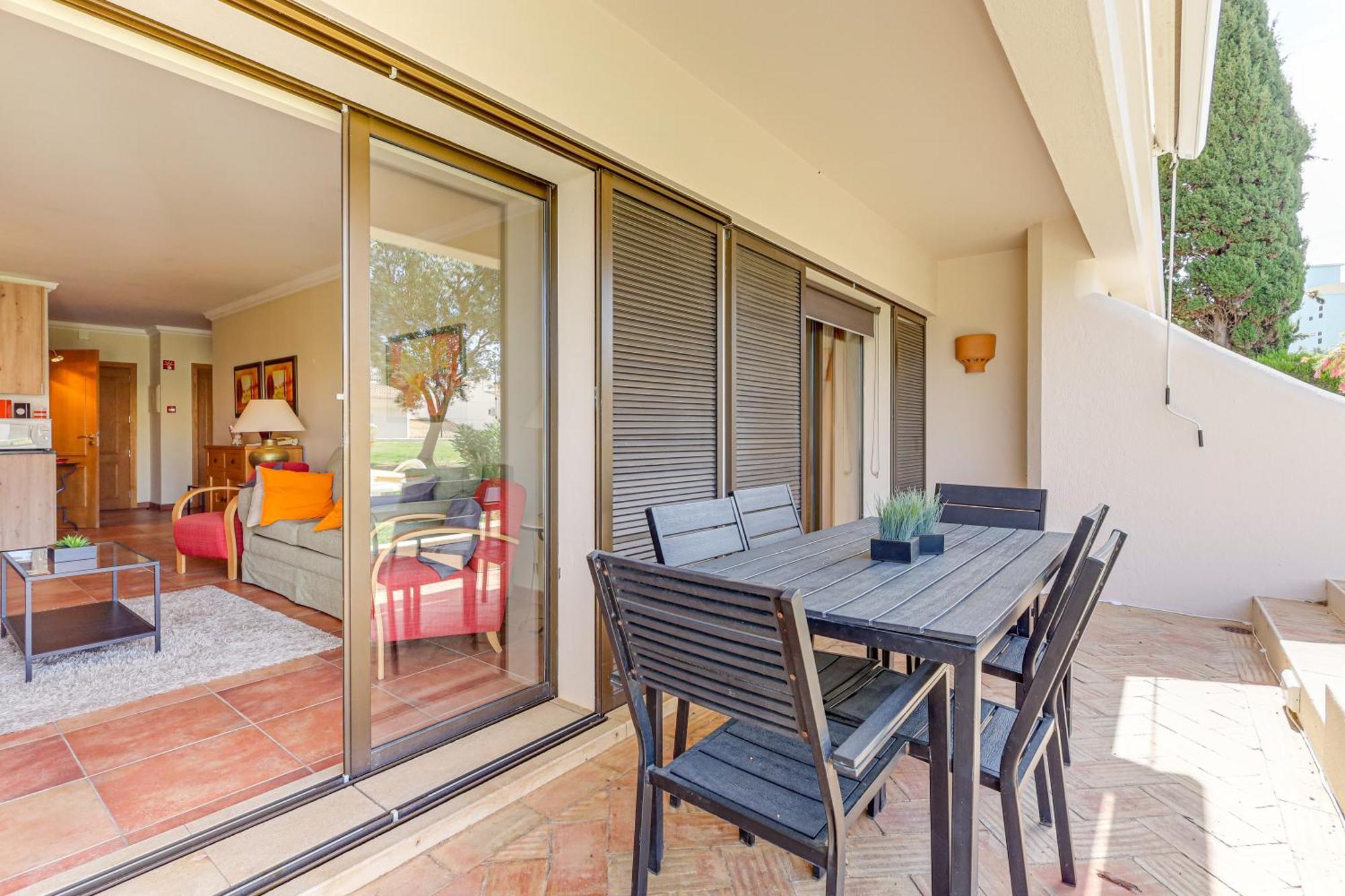 Apartment With 2 Bedrooms, 2m To The *