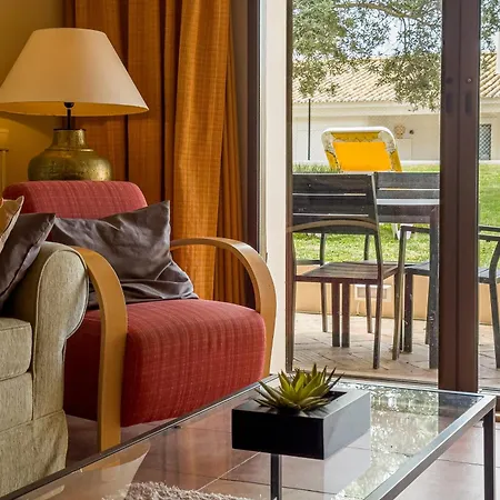 Apartment With 2 Bedrooms, 2M To The Beach Armacao de Pera Exterior photo