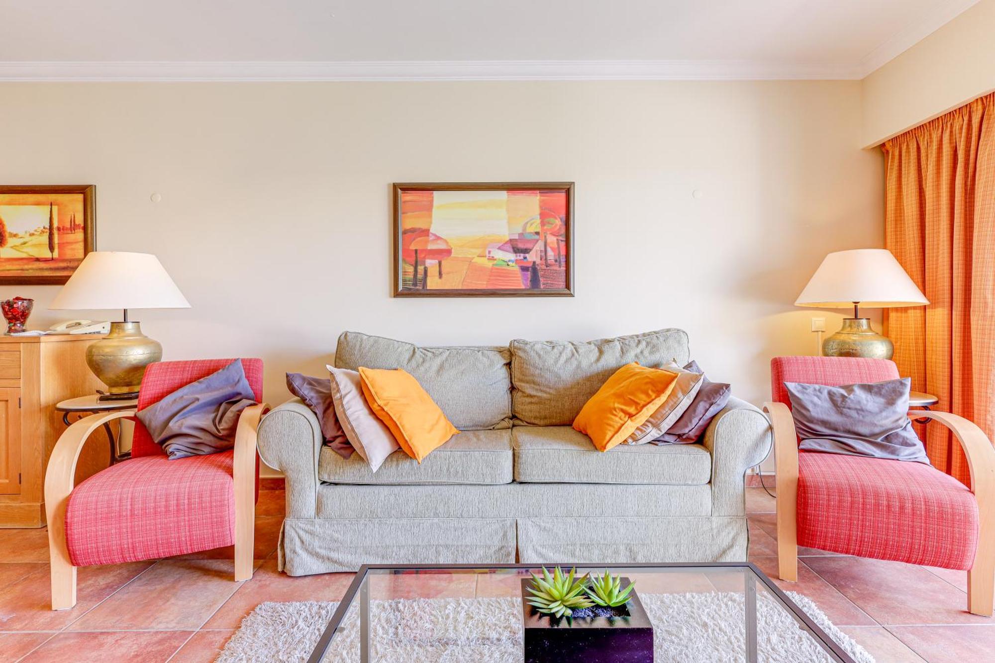 Appartamento With 2 Bedrooms, 2m To The